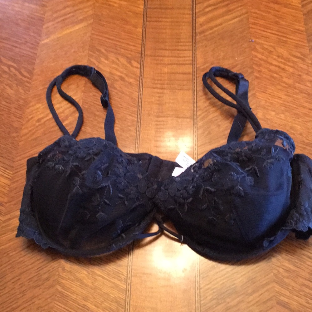 Victoria’s Secret Angel Bra Sz 36D